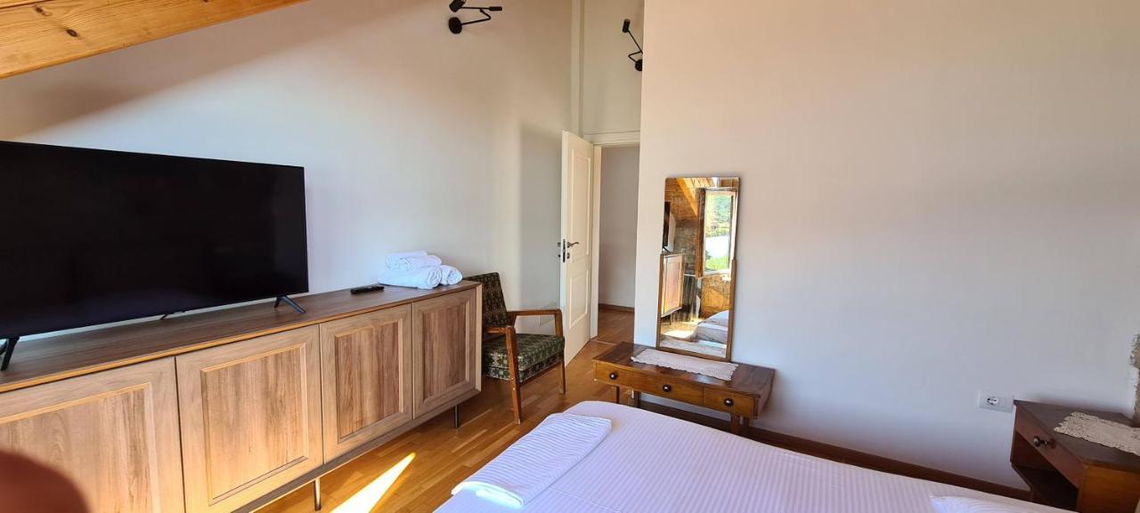 Vila 43 Lini Extérieur photo